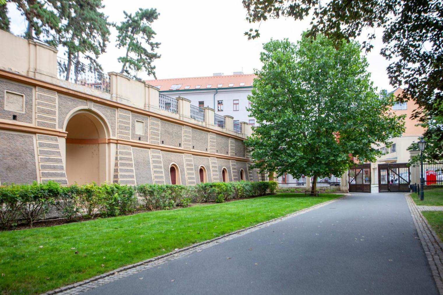 Blueground Vrsovice Near Renaissance-Style Park Prg-7 Apartment Prague Exterior photo